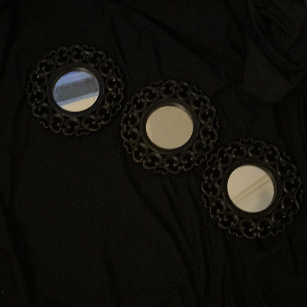 Stunning vintage  3 piece mirror set